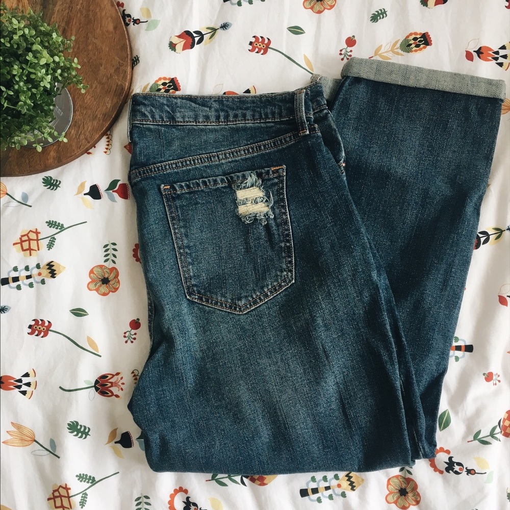 NWOT Old Navy Straight Boyfriend Jeans